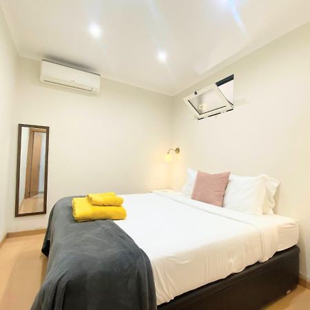 Apartment In The Center Next To The Parliament Lissabon Exterior foto